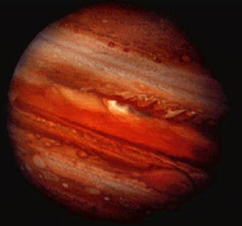Jupiter, Knig der Planeten mit seinem groen, roten Fleck, rechts unten